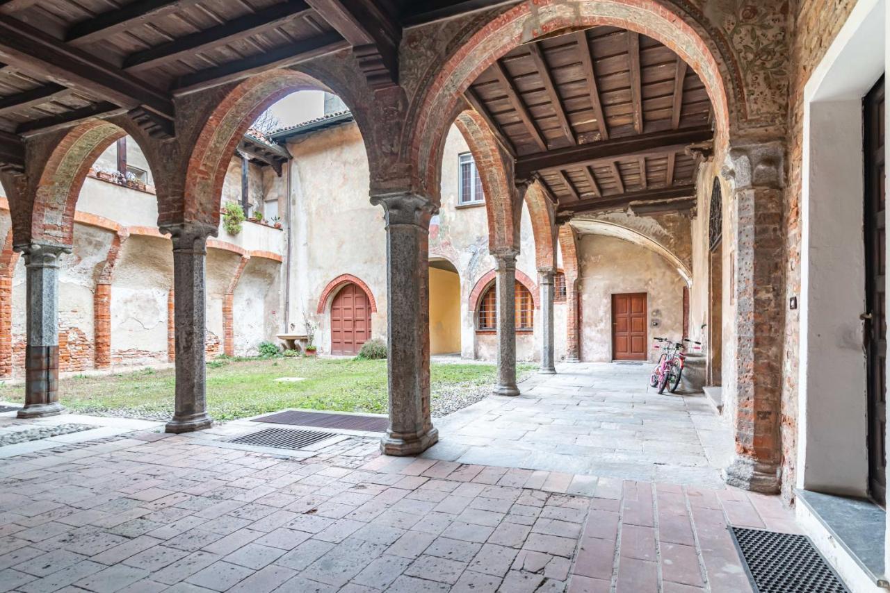 House Of Foscolo - Palazzo Cornazzani - By Host4U Appartement Pavia Buitenkant foto