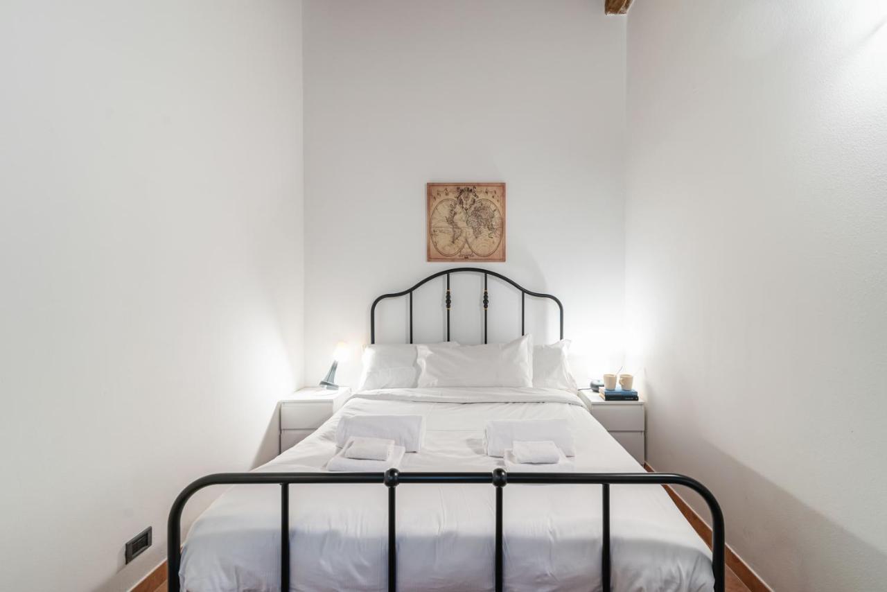 House Of Foscolo - Palazzo Cornazzani - By Host4U Appartement Pavia Buitenkant foto