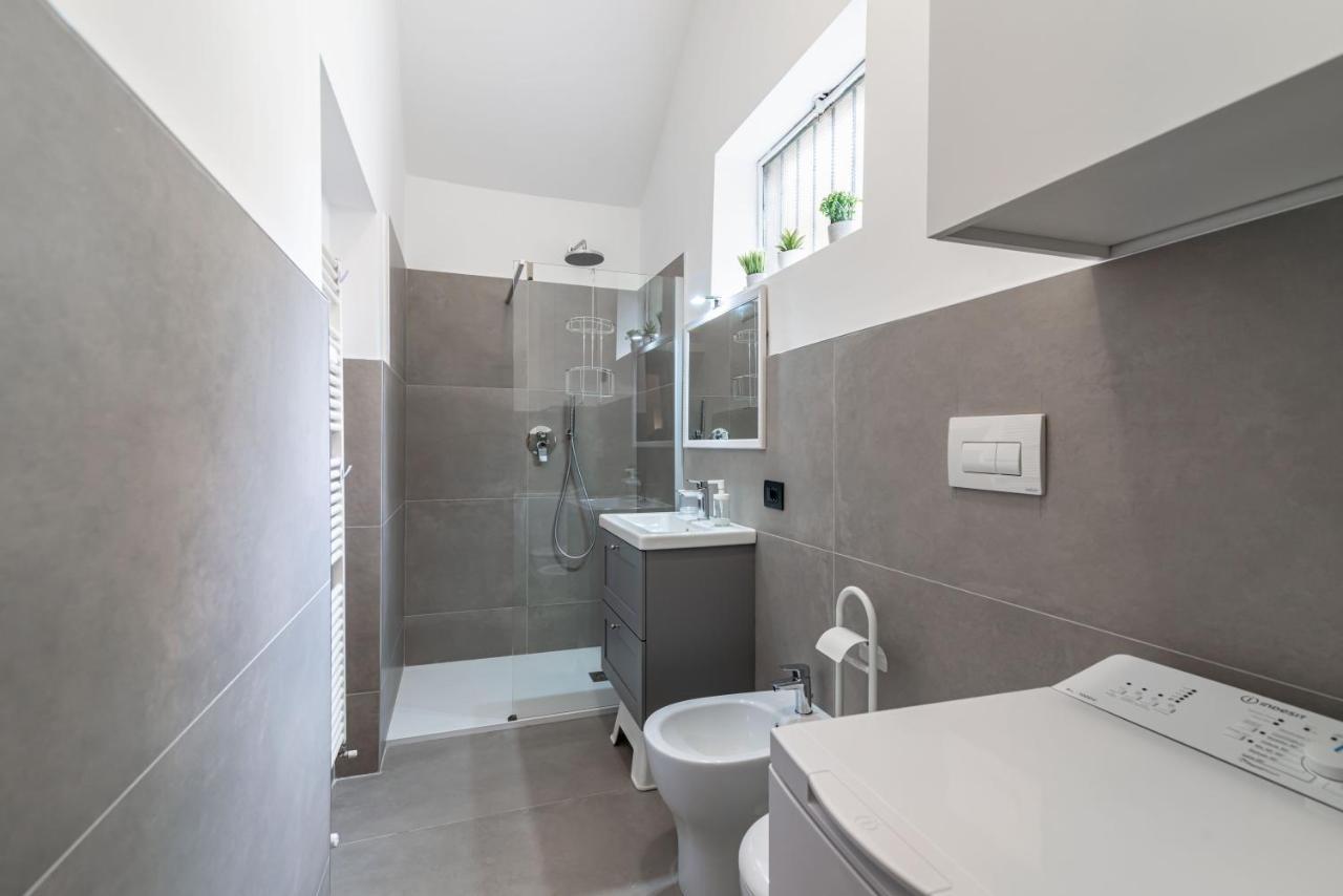 House Of Foscolo - Palazzo Cornazzani - By Host4U Appartement Pavia Buitenkant foto