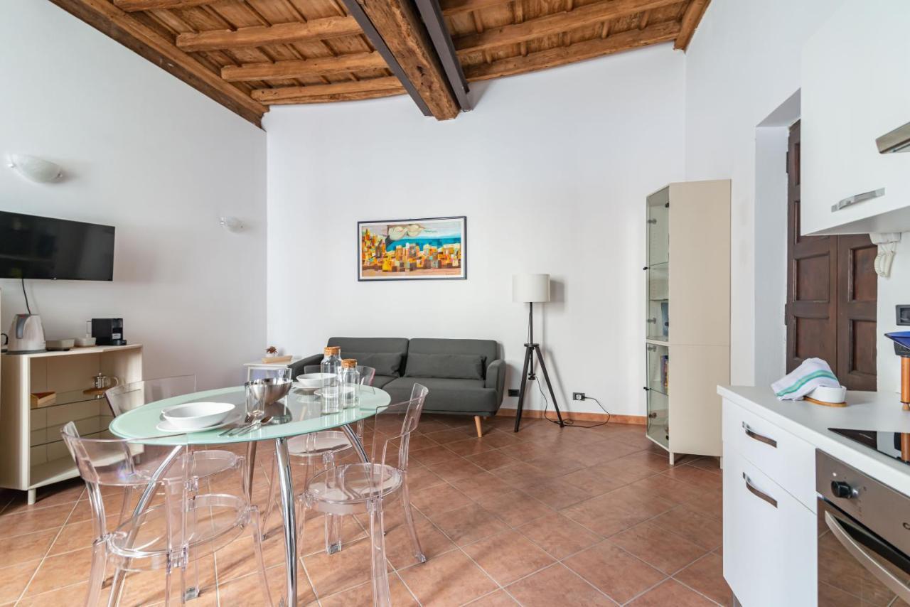 House Of Foscolo - Palazzo Cornazzani - By Host4U Appartement Pavia Buitenkant foto