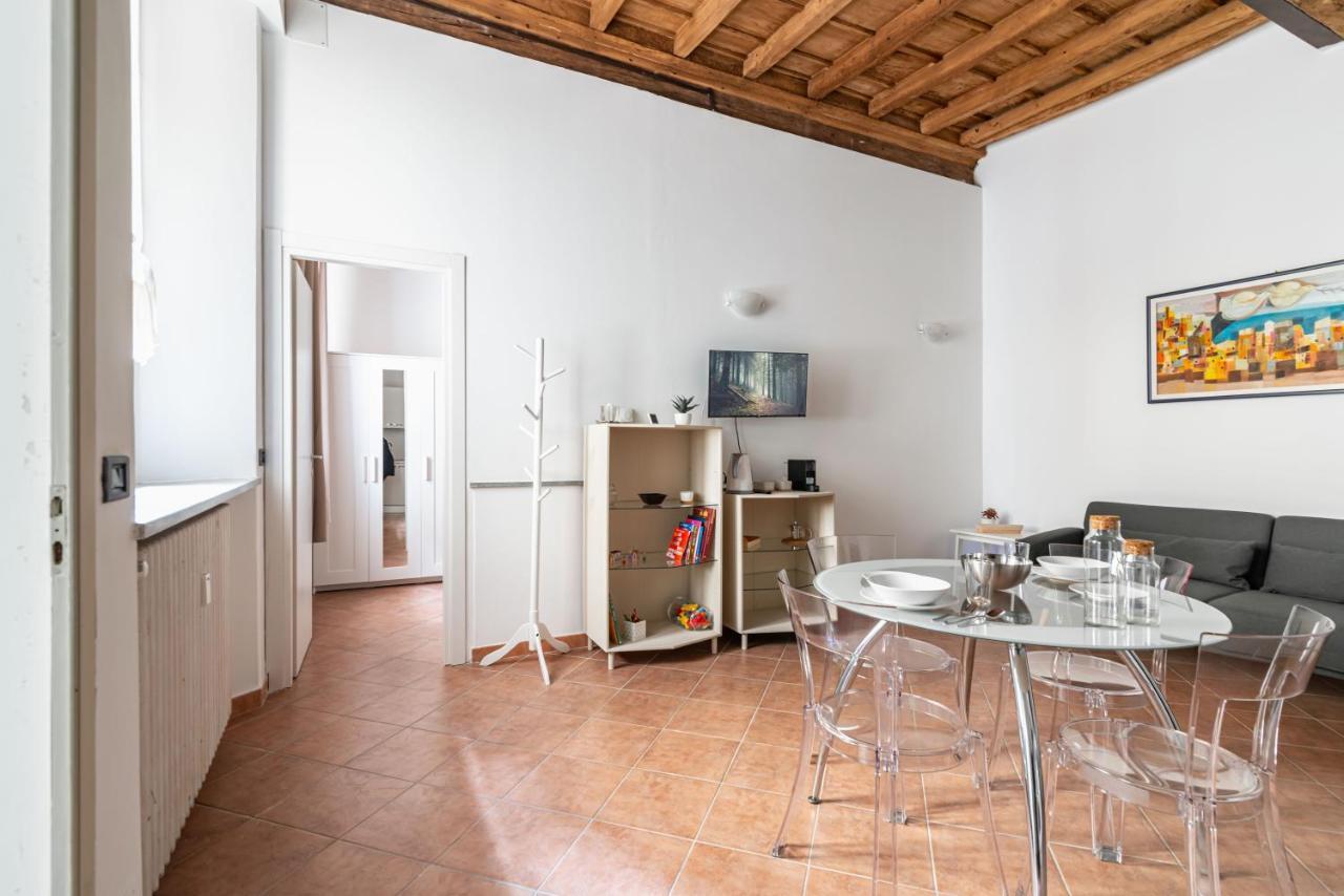 House Of Foscolo - Palazzo Cornazzani - By Host4U Appartement Pavia Buitenkant foto