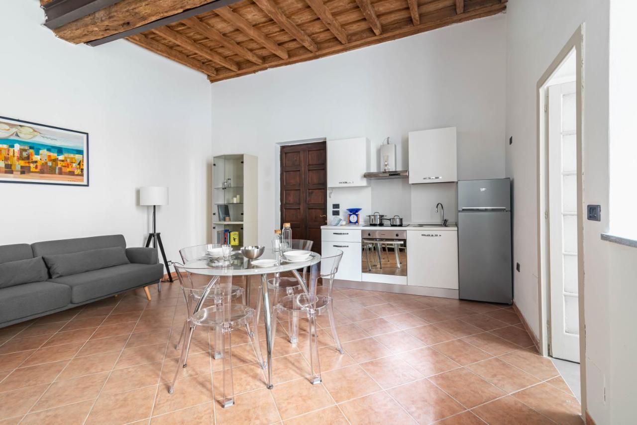 House Of Foscolo - Palazzo Cornazzani - By Host4U Appartement Pavia Buitenkant foto